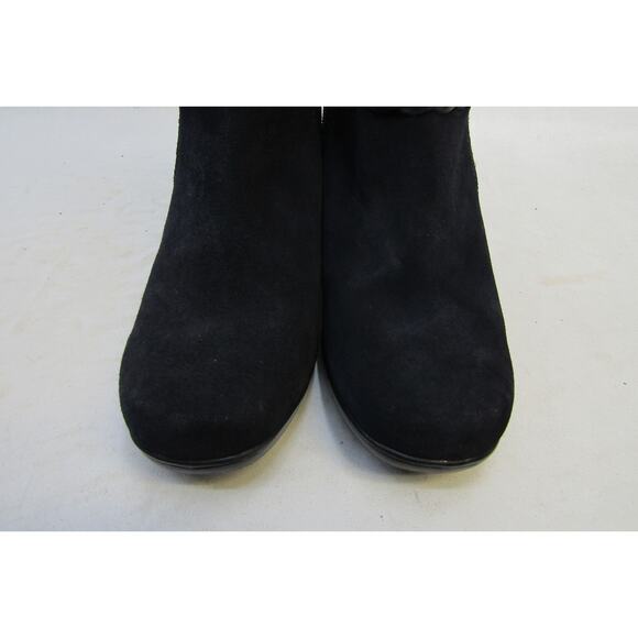 Clarks Womens Size 7.5 M Blue Suede Zip Fashion Ankle Boots Booties - Picture 6 of 11